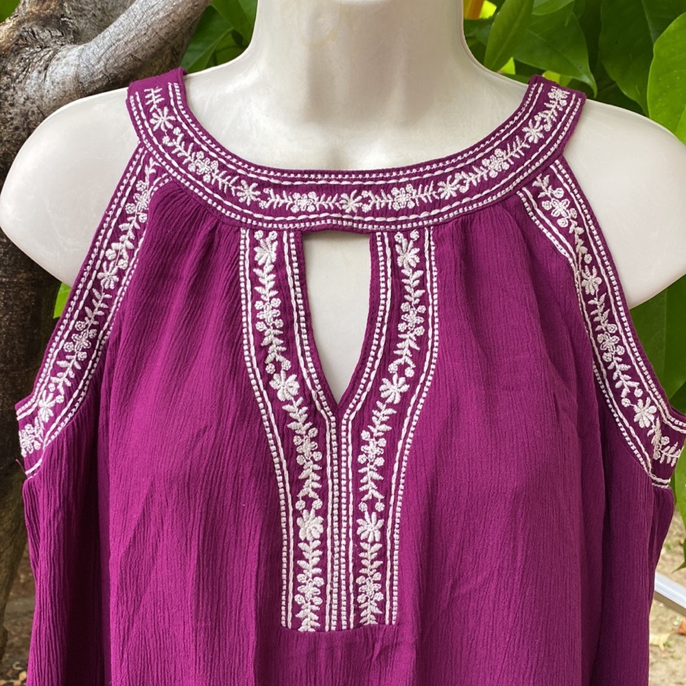 3 for $12 Time and Tru Embroidered Trim Cold Shoulder Midi Dress in Plum SzS 4/6 - Picture 1 of 8